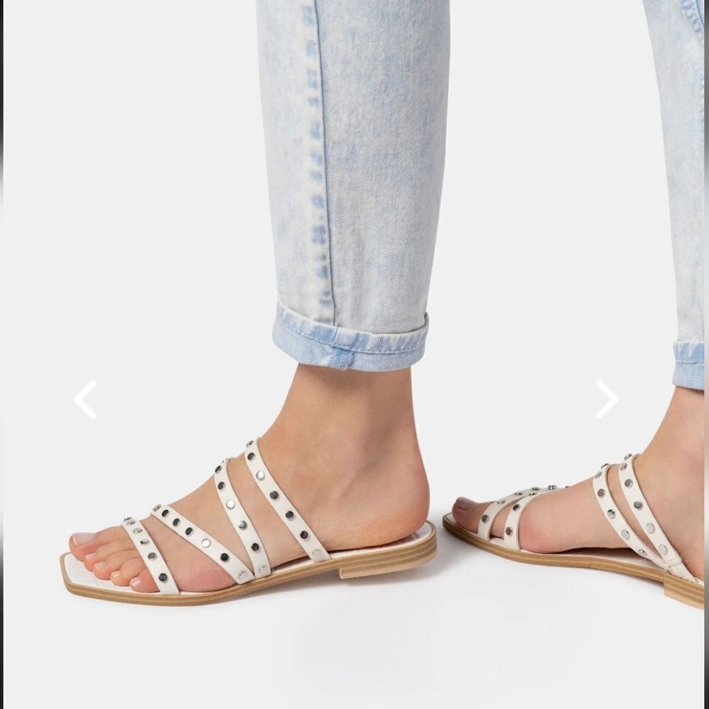 BRAND NEW INDIGO WOMEN'S IVORY 150 STUDDED FLAT SANDALS
